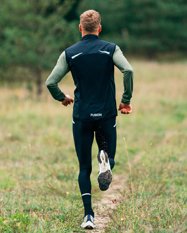 FUSION Mens S1 Run Vest – Laufweste Männer – Bild 4