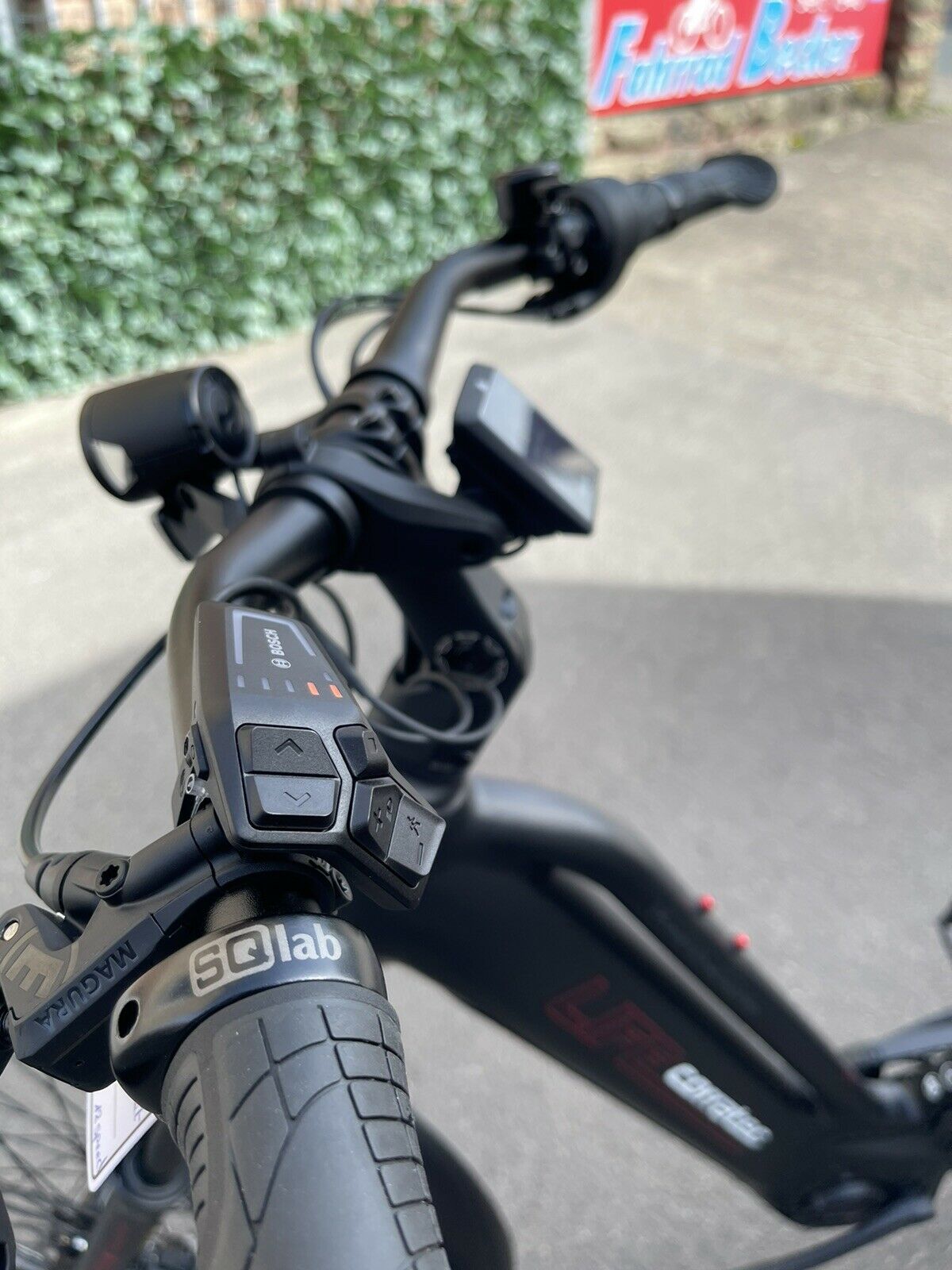 Corratec Life CX7 Enviolo Schaltung Bosch Performance -Bosch Akku 750WH Damen E-bike Elektrofahrrad-Schwarz – Bild 2